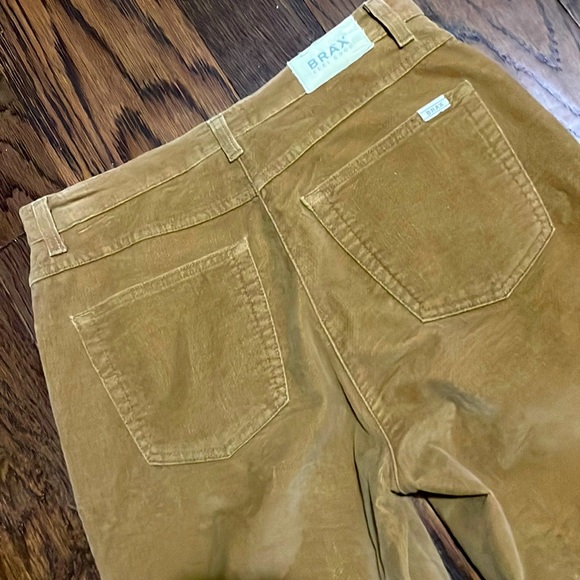 Brown Women’s BRAX 10S soft velvet feel pants perfect for fall and winter - Picture 1 of 6